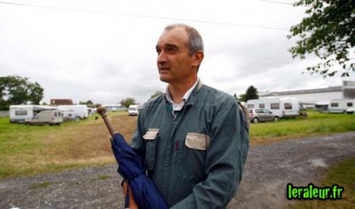 agriculteur_excede_001